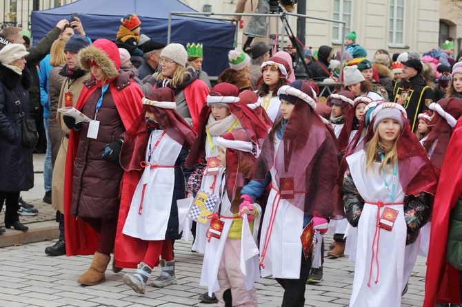 Barwny orszak przeszedł ulicami stolicy