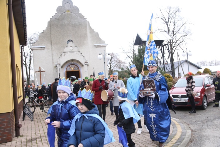 Borowa k. Dębicy. Orszak Trzech Króli