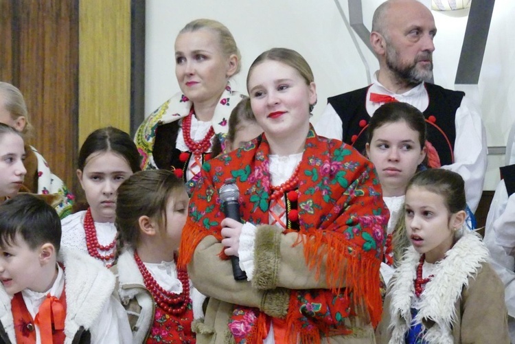 Orszak Trzech Króli w Bielsku-Białej 2023 - na Mszy św. w Aleksandrowicach