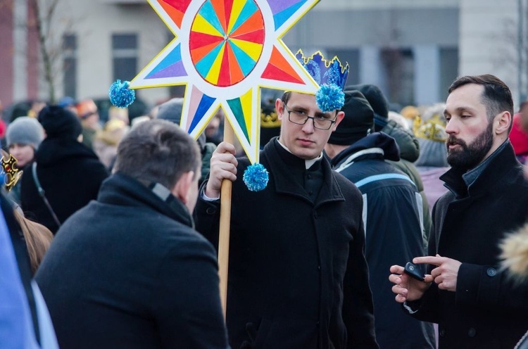 Trzej Królowie na ulicach Głogowa