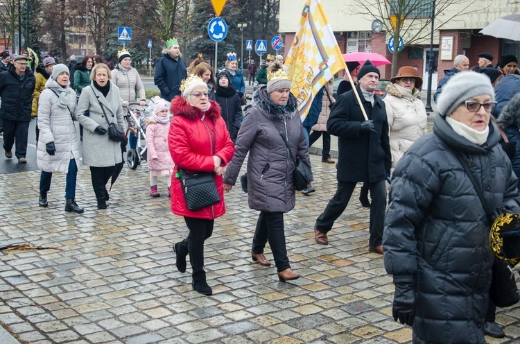 Trzej Królowie na ulicach Głogowa