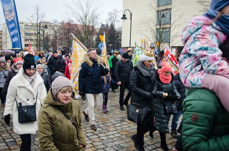 Trzej Królowie na ulicach Głogowa