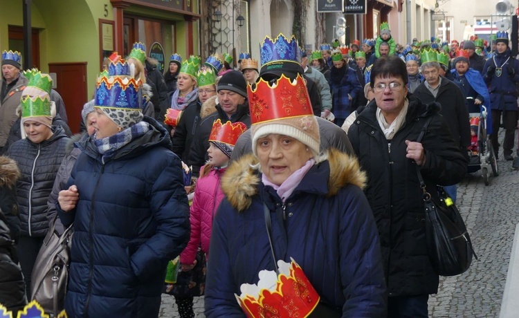 Orszak Trzech Króli w Bielsku-Białej 2023 - na trasie z Aleksandrowic