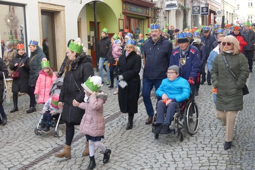 Orszak Trzech Króli w Bielsku-Białej 2023 - na trasie z Aleksandrowic