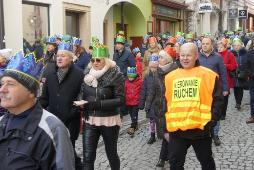 Orszak Trzech Króli w Bielsku-Białej 2023 - na trasie z Aleksandrowic
