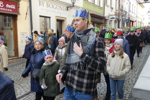 Orszak Trzech Króli w Bielsku-Białej 2023 - na trasie z Aleksandrowic