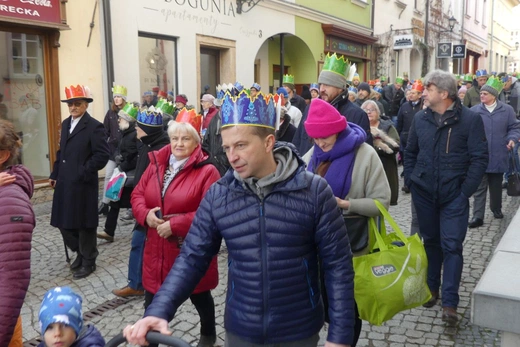 Orszak Trzech Króli w Bielsku-Białej 2023 - na trasie z Aleksandrowic