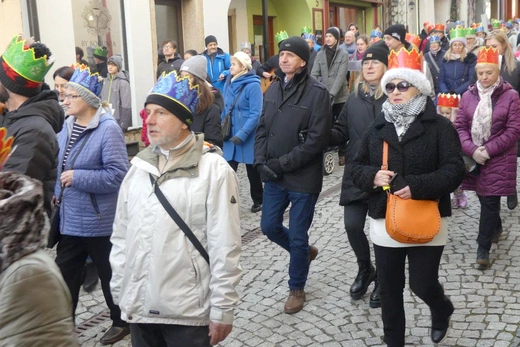 Orszak Trzech Króli w Bielsku-Białej 2023 - na trasie z Aleksandrowic