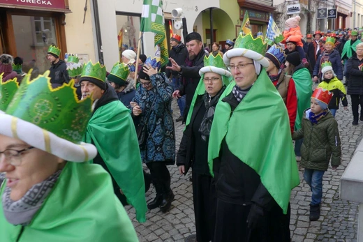 Orszak Trzech Króli w Bielsku-Białej 2023 - na trasie z Aleksandrowic
