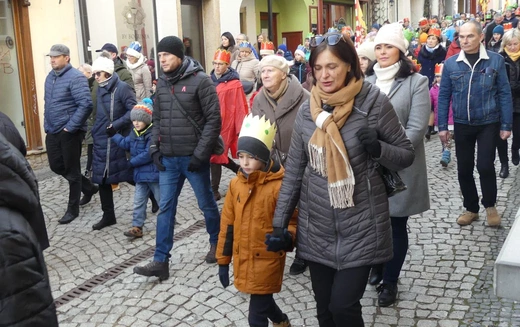 Orszak Trzech Króli w Bielsku-Białej 2023 - na trasie z Aleksandrowic