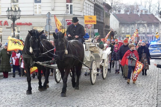 Orszak Trzech Króli w Bielsku-Białej 2023 - na trasie z Aleksandrowic