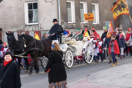 Orszak Trzech Króli w Bielsku-Białej 2023 - na trasie z Aleksandrowic