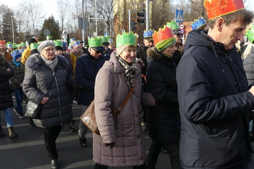 Orszak Trzech Króli w Bielsku-Białej 2023 - na trasie z Aleksandrowic