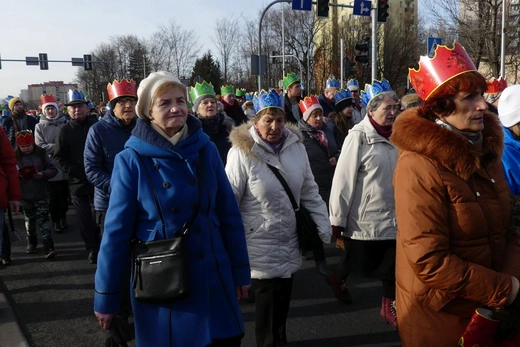 Orszak Trzech Króli w Bielsku-Białej 2023 - na trasie z Aleksandrowic