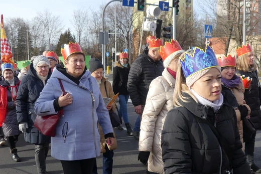 Orszak Trzech Króli w Bielsku-Białej 2023 - na trasie z Aleksandrowic