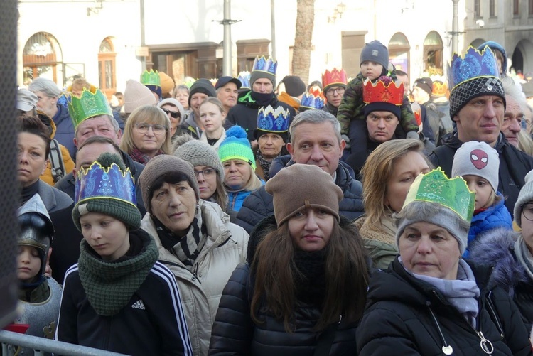 Orszak Trzech Króli w Bielsku-Białej 2023 - na Rynku