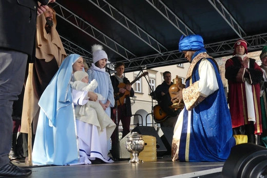 Orszak Trzech Króli w Bielsku-Białej 2023 - na Rynku