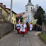 Orszak Trzech Króli 2023 w Dobromierzu. Strażacy zrobili zadymę