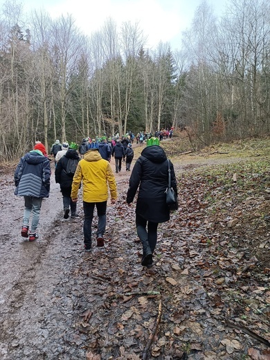 Orszak Trzech Króli 2023 na Górę Igliczną. Z trzech stron