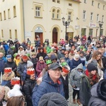 Orszak Trzech Króli 2023 w Bardzie. Nie dali się diabelskim figlom