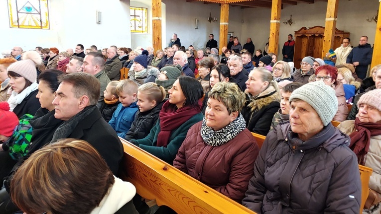 Orszak Trzech Króli 2023 w Łagiewnikach. Z radosnym śpiewem