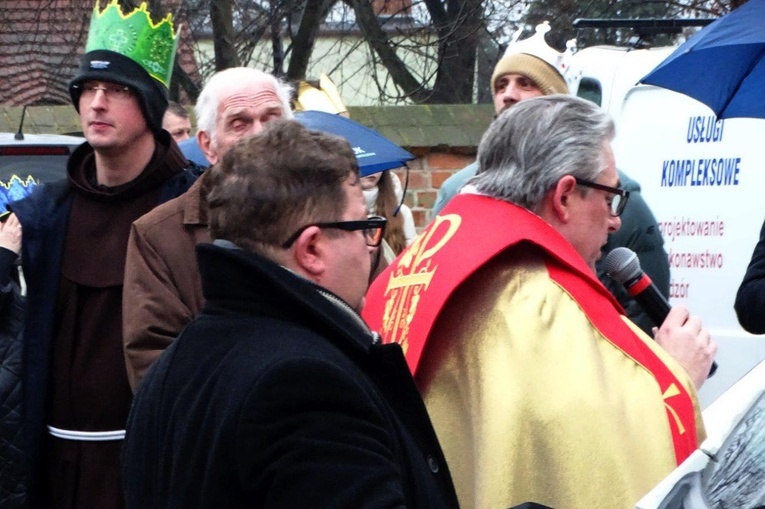 Orszak i kolędowanie we Wschowie