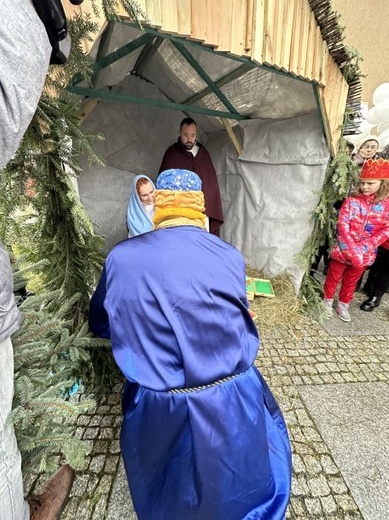 W Żarach też poszli do betlejemskiej stajenki