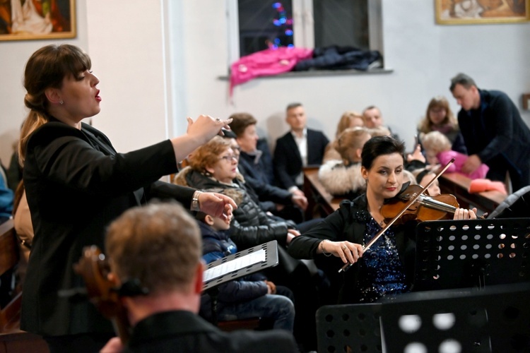 Świdnica. Koncert kolęd w parafii Miłosierdzia Bożego