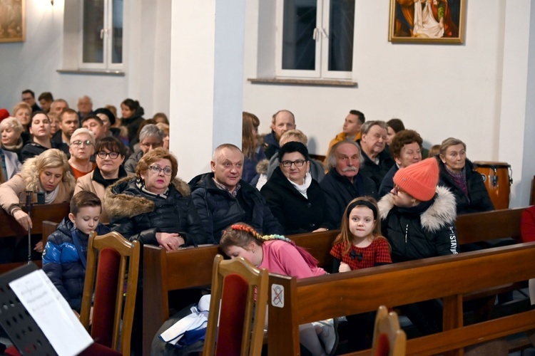 Świdnica. Koncert kolęd w parafii Miłosierdzia Bożego