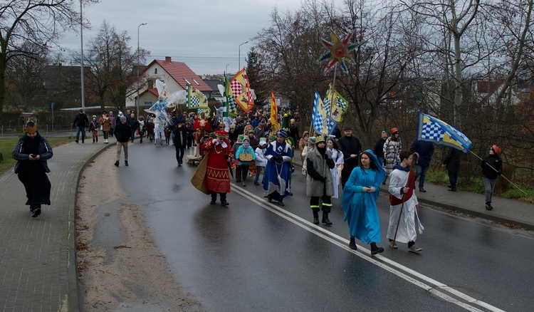 Orszak Trzech Króli w Brzegu Dolnym