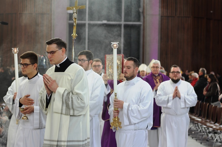 Msza św. żałobna za duszę papieża seniora Benedykta XVI