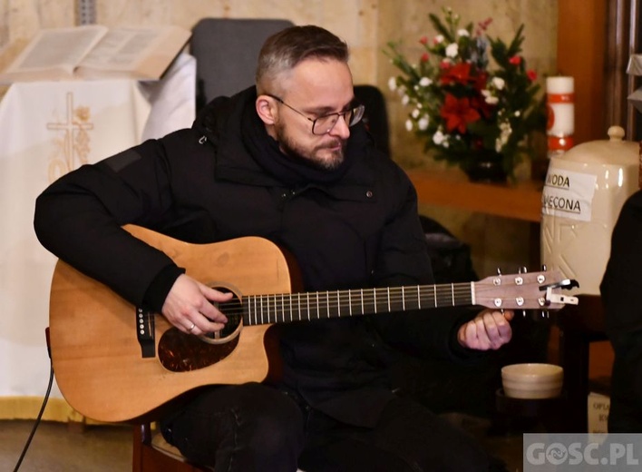 Kolędowanie i pomaganie