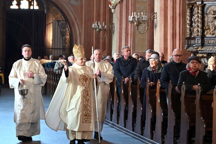 Dziękczynienie za życie i dzieło Benedykta XVI