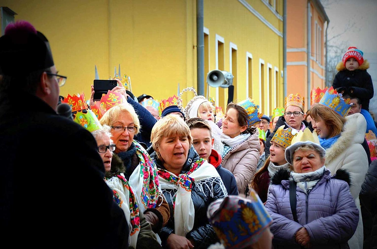 Orszak Trzech Króli 2023 w Krosnowicach. Jedyny na ziemi kłodzkiej