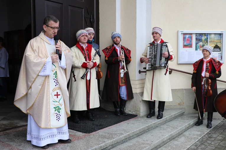 Siemiechów. Orszak Trzech Króli