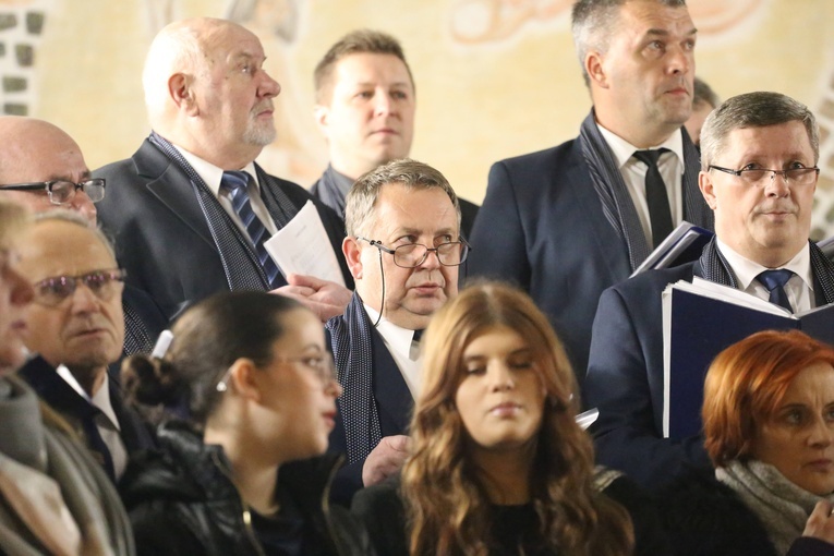 Uwielbienie w Mikołajowicach
