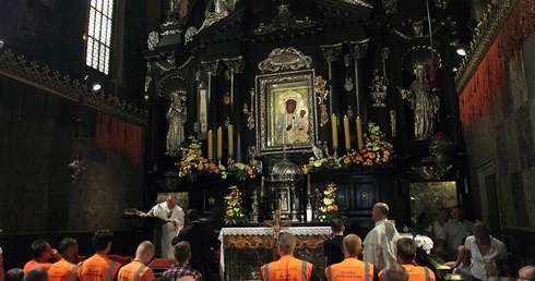 Pojedź na nocne czuwanie