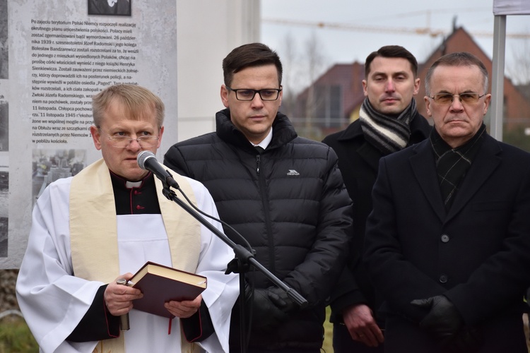 Pomnik ku czci obrońców Gdyni z 1939 r.