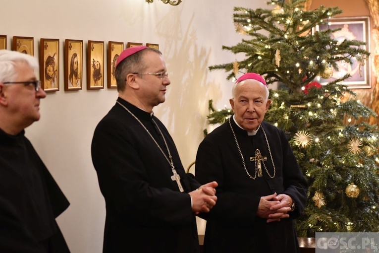 Franciszkanie po kolędzie u biskupa