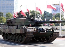 Ukraina: żołnierze opanują obsługę czołgów Leopard w najbliższych tygodniach