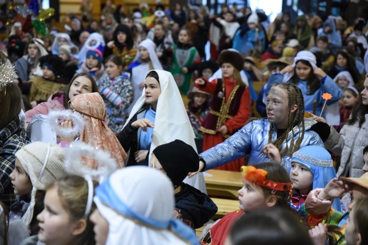 Kolędnicy misyjni w Jodłowej