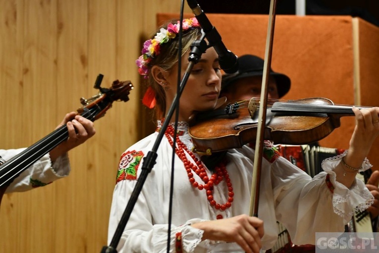 XIV Bukowińskie Kolędowanie Górali Czadeckich tym razem w Złotniku
