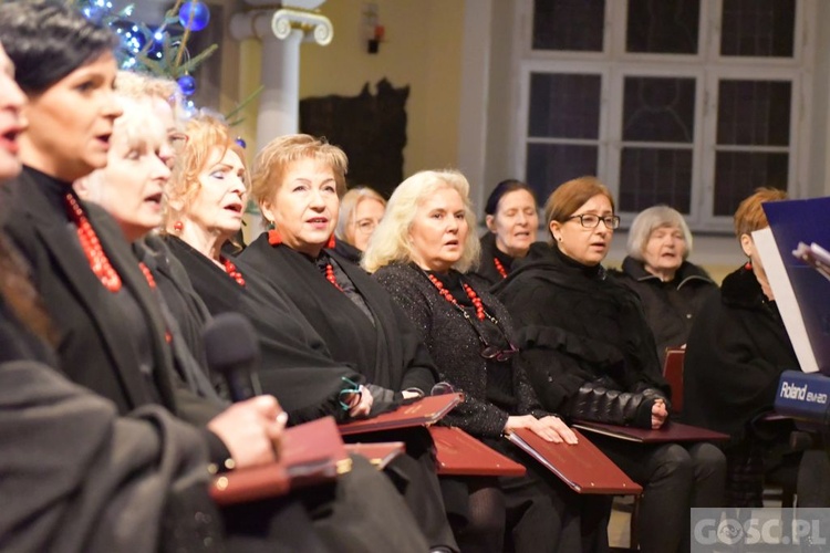 Kolędowanie z Cantemus Domino