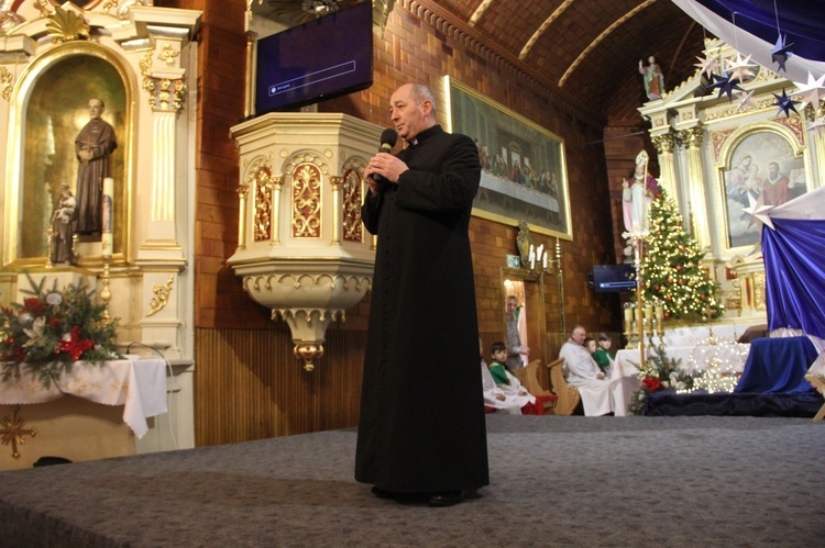 Jamy. Jasełka i spotkanie dla seniorów