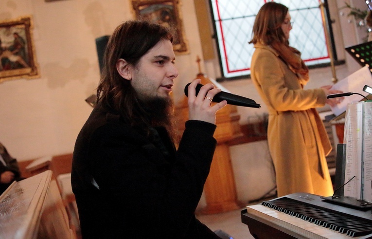 Kolędowanie z Zespołem Muzycznym Nadzieja