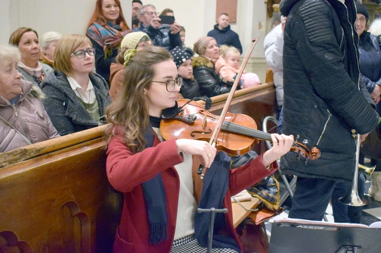 Ząbkowice Śl. Gennesaret zaprosił dzieci i młodzież do kolędowania