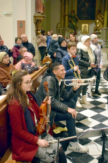 Ząbkowice Śl. Gennesaret zaprosił dzieci i młodzież do kolędowania