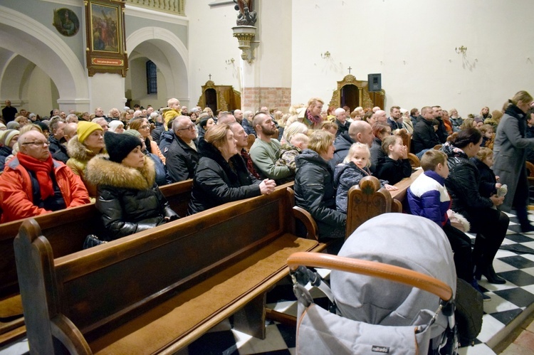 Ząbkowice Śl. Gennesaret zaprosił dzieci i młodzież do kolędowania