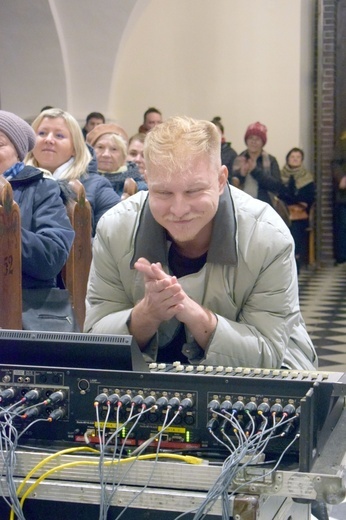 Ząbkowice Śl. Gennesaret zaprosił dzieci i młodzież do kolędowania