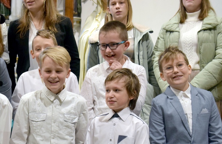 Ząbkowice Śl. Gennesaret zaprosił dzieci i młodzież do kolędowania